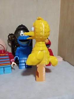 Big Bird Giant Minifig Wing