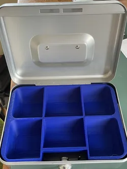 Cash box tray
