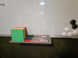 Whiteboard tray no magnets/screws