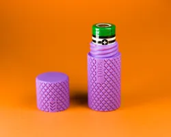 Better 18650 case with charge marker cap