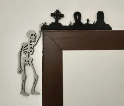 Halloween door corner decoration