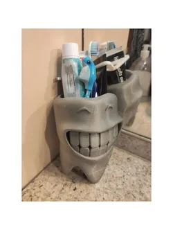 Smiling Toothbrush / Toothpaste holder