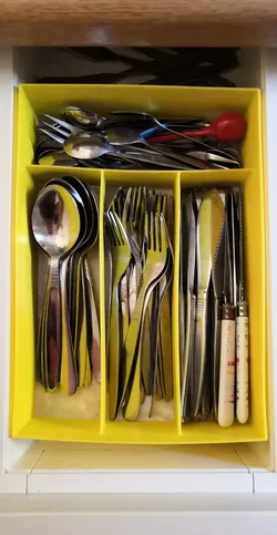 Curtley Box (for narrower drawers)