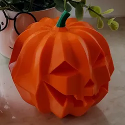 GeoJack – Faceted Halloween Pumpkin