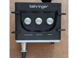 Behringer U-PHORIA UM2 Mount