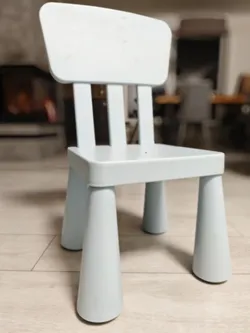 Kid's chair