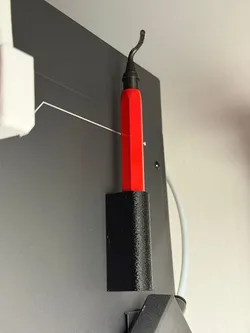Deburring tool holder