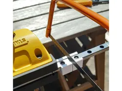 Hacksaw cutting guide MGN9 rail