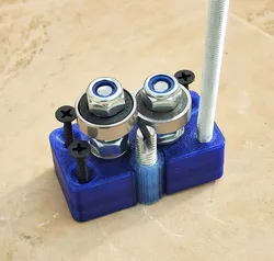 Bottle Cutter with variable cutting guide, no blades