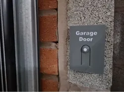 Wall Mounted Garage Door Remote - Avanti / Centurion