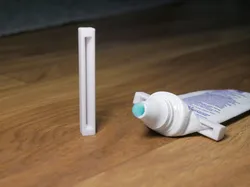 Pillar Toothpaste Squeezer
