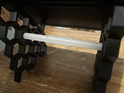 Better threaded rod for honeycomb laptop stand