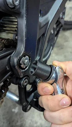 Surron Swing Arm 4 Jaw Socket