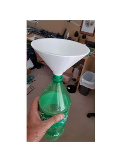 Funnel for pop bottle bird feeders