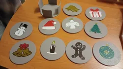 Christmas coasters with stand . Vánoční podtácky se stojanem .