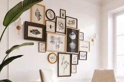 Picture frames on the wall 3D model