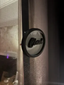 Fly screen door sign "Closed"