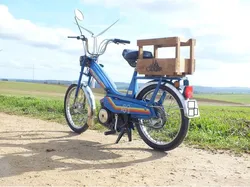 support de plaque pour cyclomoteur