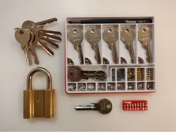 Titan training lock box - Locksport