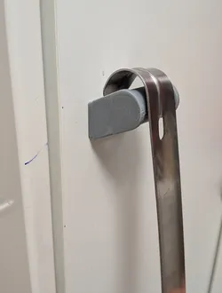 Shoehorn Wall Holder – Simple Design in OpenSCAD