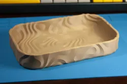 Ring pattern catch all tray