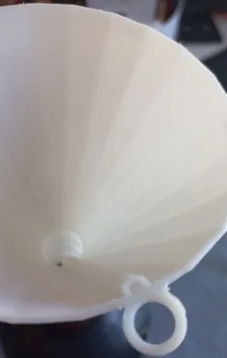Funnel with Air Channel