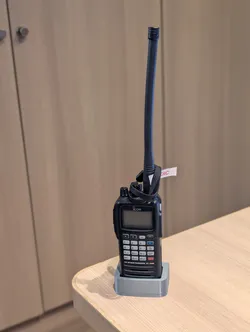 ICOM IC-A6E Radio stand