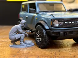 1/24 scale model steve mechanic