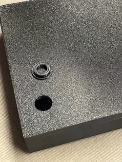 Plug for a 5.5 connector