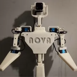 Robots & Mechs STL تنزيل - Nova Desktop (V2) AI Humanoid Desktop Companion - Hayden Woodger