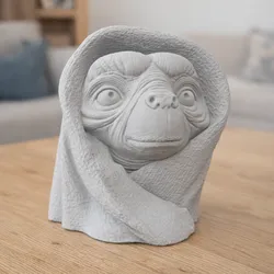E.T. in Blanket
