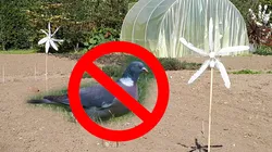 Wind turbine garden protector - l'éolienne qui protège votre jardin
