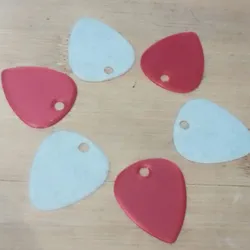 guitar mediator - guitar pick