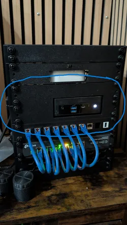 10 Inch Rack for MSI Cubi 5