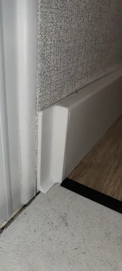 Vox Espumo skirting board