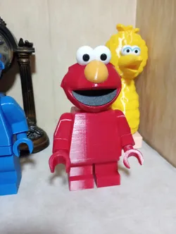 Elmo Giant Minifig