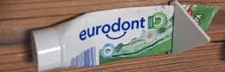 Toothpaste Squeezer