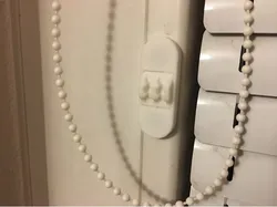 Jalousie holder with cover