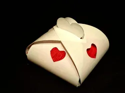 1-Layer-Giftbox + Heart + Heartshaped Holes