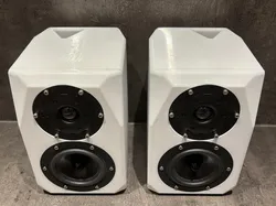 Crystals 3D-Printed Two-Way Loudspeakers / Speaker Enclosure