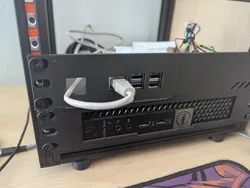 Raspberry Pi 5 10" half-width rackmount