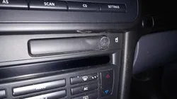 Button for Saab 93 drivers cup holder
