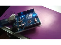 Arduino UNO holder