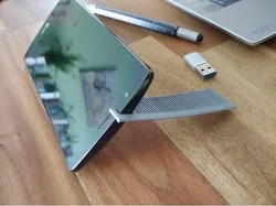 Combo Pocket Comb with cell phone stand