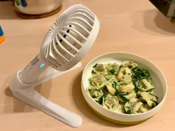 hand fan stand for cooling down food