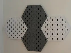 Skadis hexagon board with interconnection system
