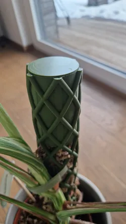 Moos Stab Cap for moss pole water tank