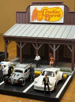 1;64 Cracker Barrel Diorama