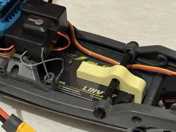 Lipo spacer for Tamiya DT-03 Neo fighter