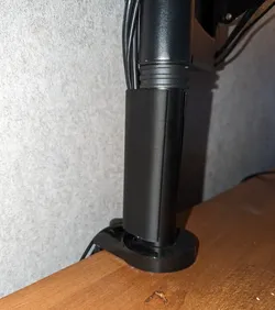 Cable management for a vesa monitor mount